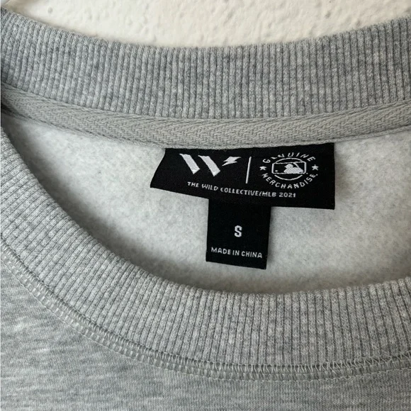 SF Crewneck - Picture 3 of 3